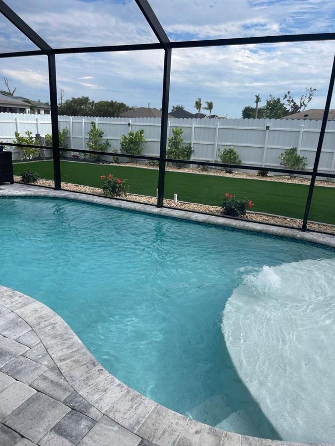 Villa Awesome! Cape Coral Exterior photo