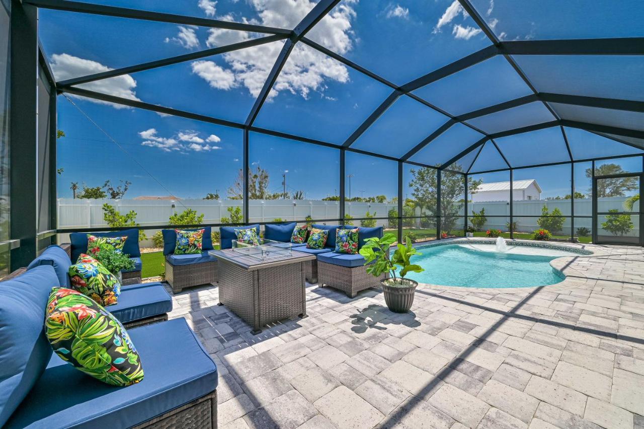 Villa Awesome! Cape Coral Exterior photo