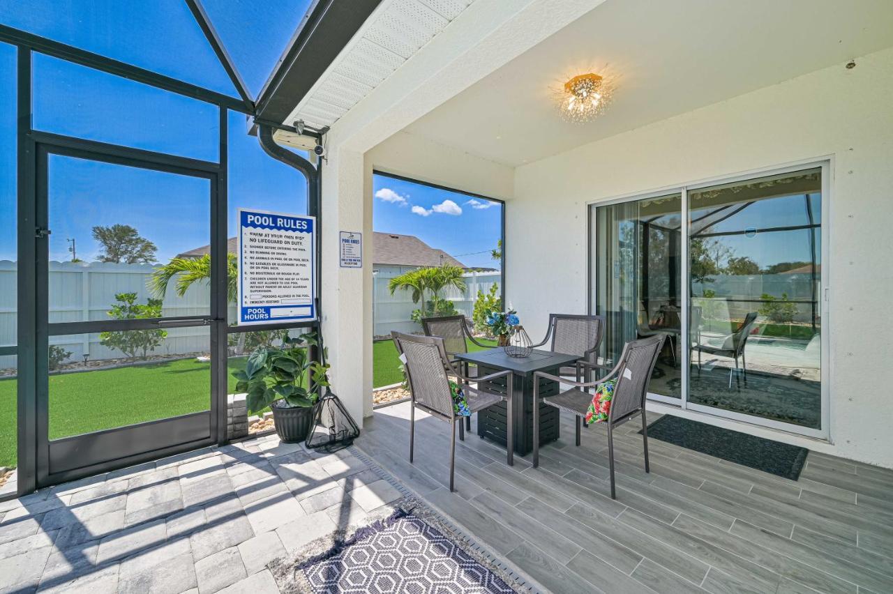 Villa Awesome! Cape Coral Exterior photo