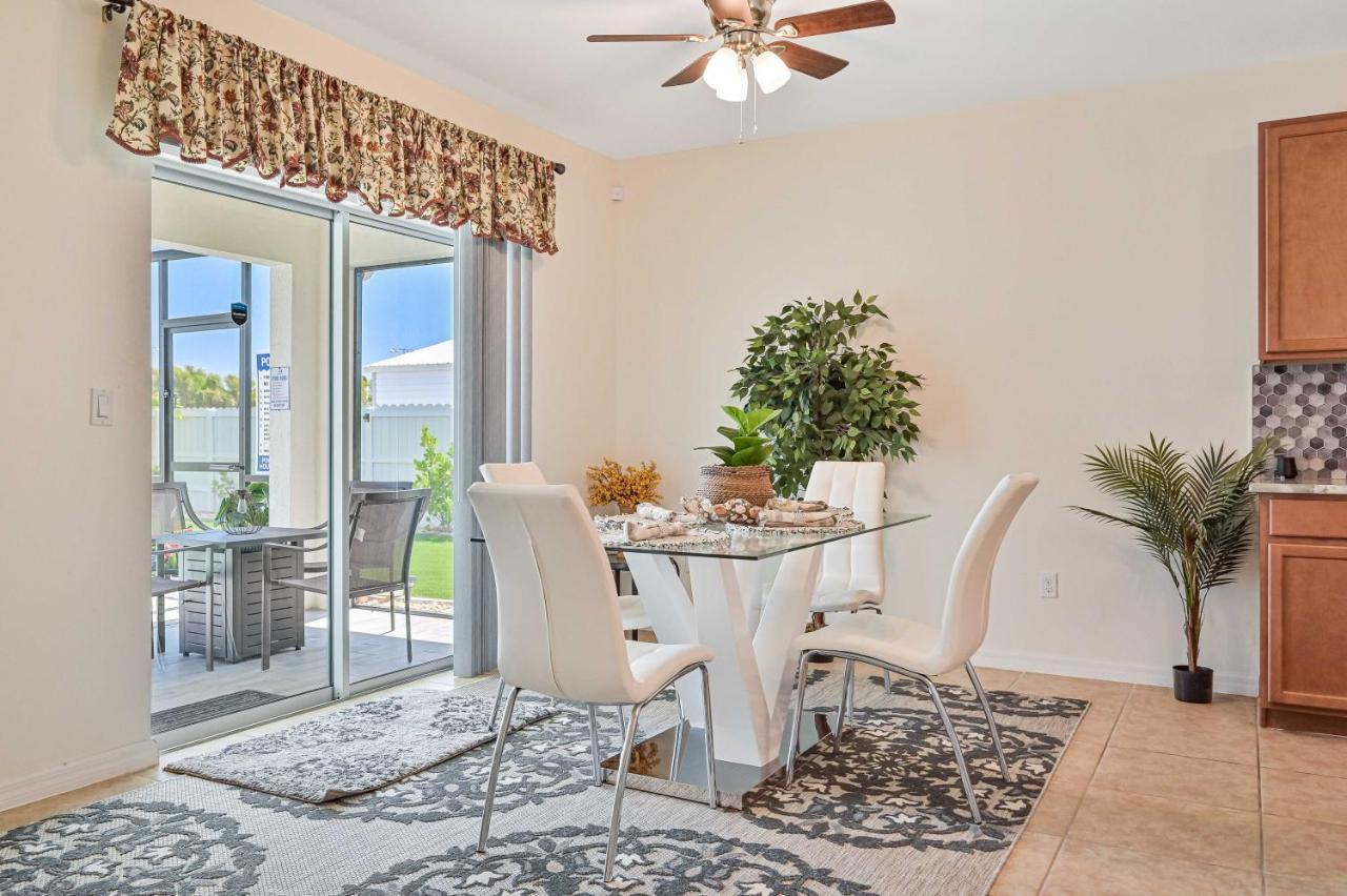 Villa Awesome! Cape Coral Exterior photo